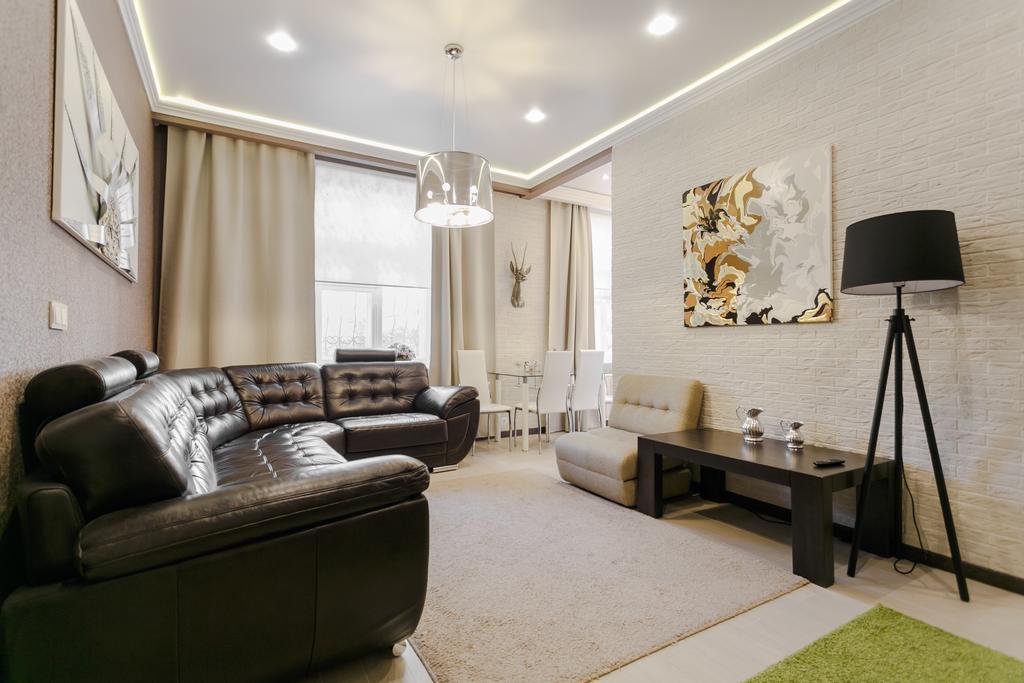 Swedish Apartment At Romanovskaia 22 ミンスク エクステリア 写真