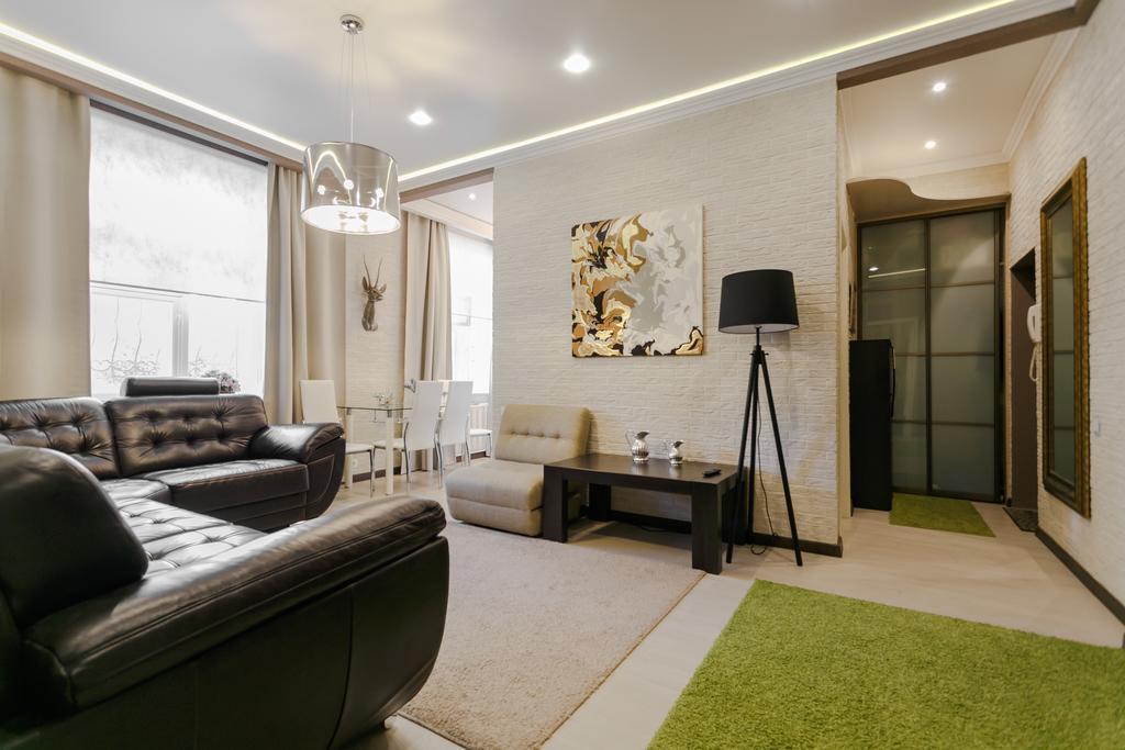 Swedish Apartment At Romanovskaia 22 ミンスク エクステリア 写真