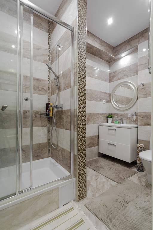 Swedish Apartment At Romanovskaia 22 ミンスク エクステリア 写真